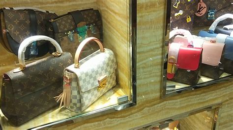 guangzhou fake bags market|custom handbags guangzhou.